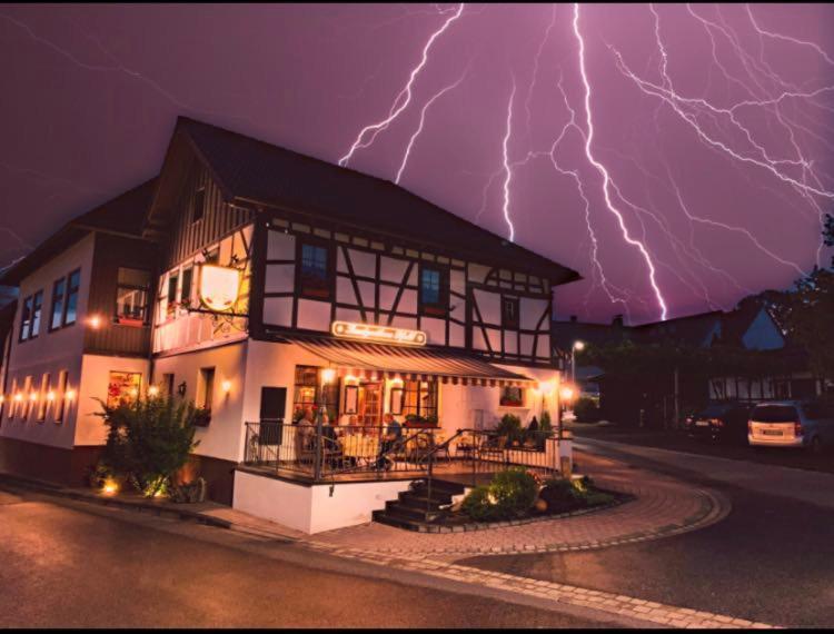Wershofen Landgasthaus Pfahl מראה חיצוני תמונה
